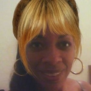 Meet your Posher, Vikki